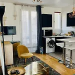 Beautiful Studio Near Canal Saint-Denis